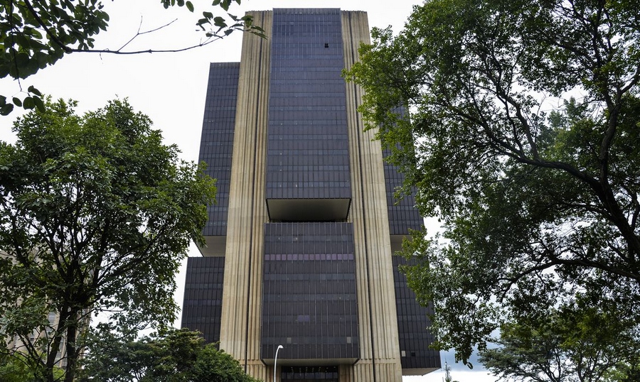 Sob Bolsonaro, Guedes e Campos Neto, BC tem prejuízo de 298,5 bilhões em 2022 Sob Bolsonaro, Guedes e Campos Neto, BC tem prejuízo de 298,5 bilhões em 2022