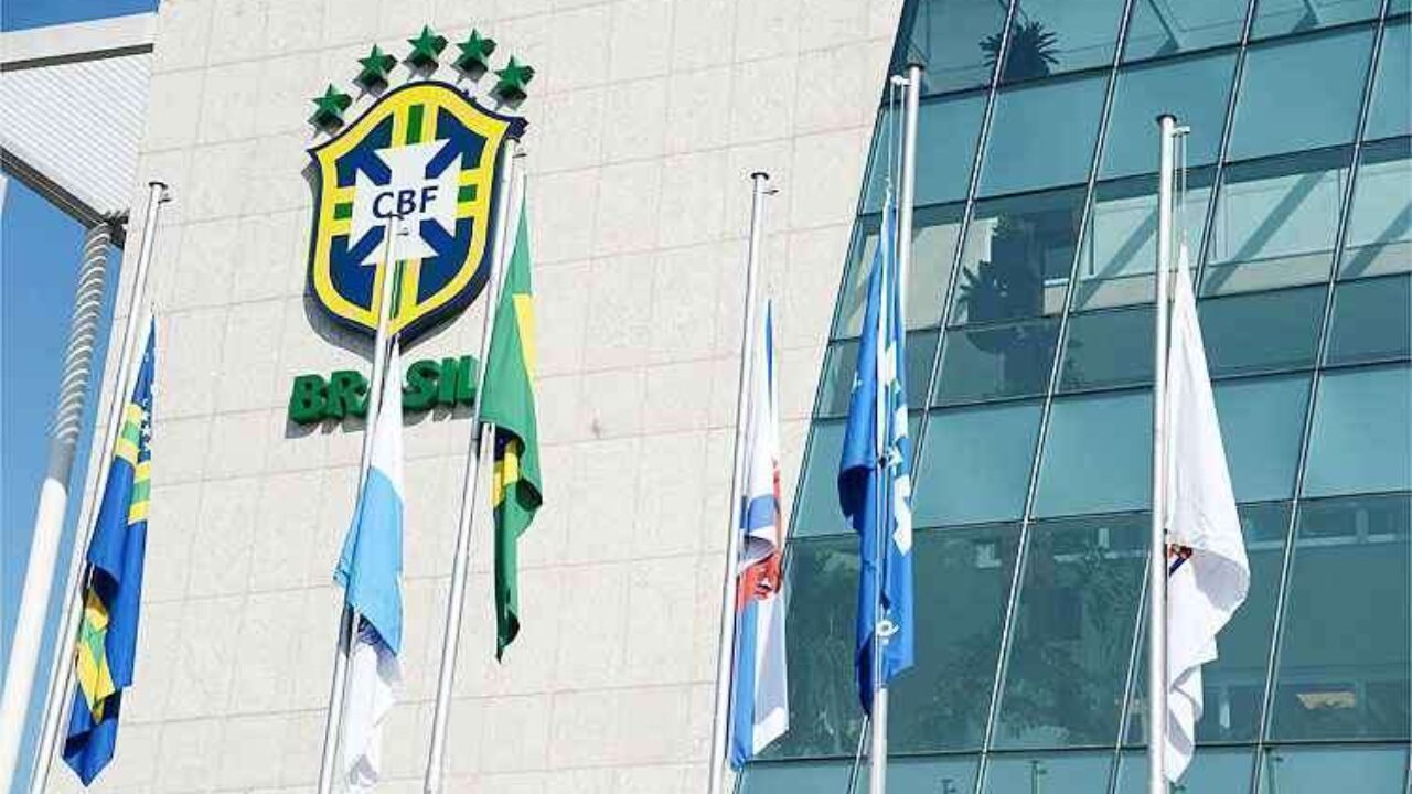 Esporte sem clubismo: o dinheiro no futebol brasileiro Esporte sem clubismo: o dinheiro no futebol brasileiro